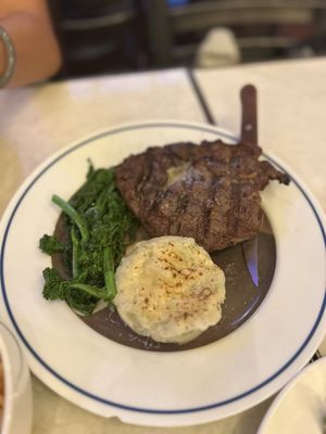 Acerra Italian Kitchen & Bar by null