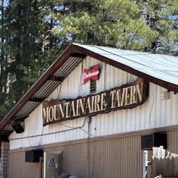 Mountainaire Tavern - Patio