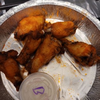Lido Restaurant - Tiny 6 wings not good at all. - Pizza Near Me - Hackensack, New Jersey Lido Restaurant - Tiny 6 wings not good at all. - Pizza Near Me - Hackensack, New Jersey