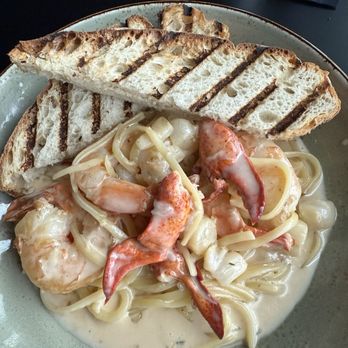 VUE Rooftop - Seafood Linguine - New American Near Me - Washington, DC, District of Columbia