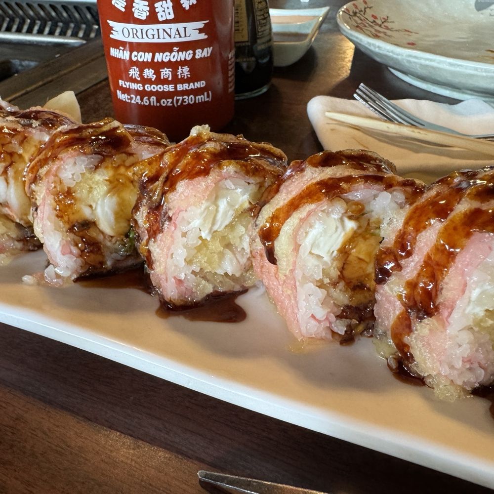 Mt Fuji Hibachi - S21. Lobster Roll - Sushi Bars Near Me - Westminster, Colorado