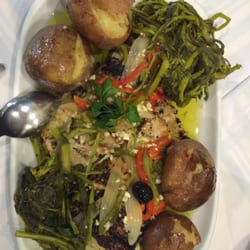 Casa Pasto Maria de Perre - Bacalhau à Lagareiro. Uma excelente pedida no Restaurante Casa de Pasto Maria de Perre.