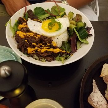 Hideout - Beef bulgogi - Bars Near Me - Honolulu, Hawaii