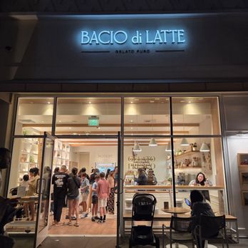 Bacio Di Latte - Gelato Near Me - Irvine, California