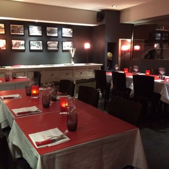 Le Centre by Georges - The cozy upstairs dining room - French Near Me - Lyon, 69
