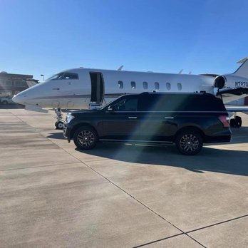 DFW Rideshare Pros - DFW RSP pickup/drop off at plane side - Limos Near Me DFW Rideshare Pros - DFW RSP pickup/drop off at plane side - Limos Near Me