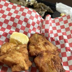 Gene's Oyster Bar - Fried grouper throats