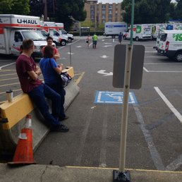 Customers this location screwed by failing to open up on time. If you need a rental, go somewhere ELSE! Customers this location screwed by failing to open up on time. If you need a rental, go somewhere ELSE!