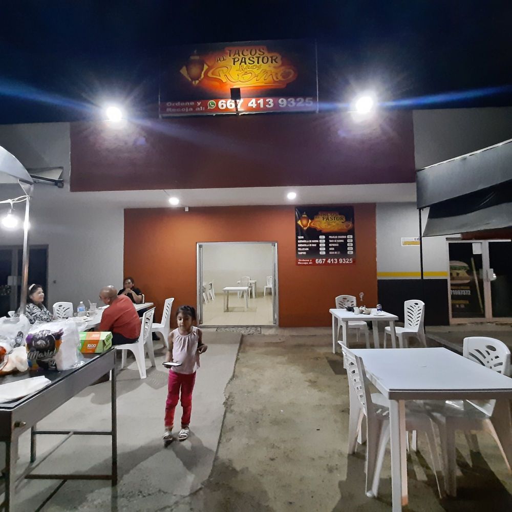 TACOS AL PASTOR HERMANOS ROMO Tacos C. Josefa Ortiz de Domínguez