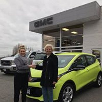 Sunshine Coast GM - Happy Customers - Car Dealers Near Me - Sechelt, British Columbia Sunshine Coast GM - Happy Customers - Car Dealers Near Me - Sechelt, British Columbia
