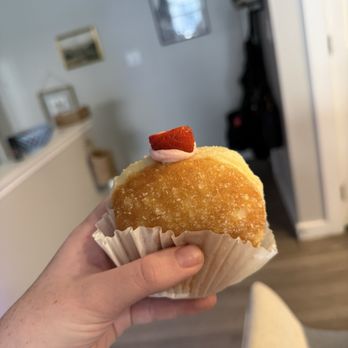 Tous les Jours - strawberry cream donut - Bakeries Near Me - Franklin, Tennessee Tous les Jours - strawberry cream donut - Bakeries Near Me - Franklin, Tennessee