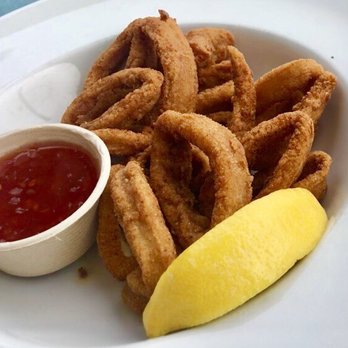 Salt Cracker Fish Camp - Calamari with sweet chili sauce - they also serve it with shrimp but this was a request without it. - Seafood Near Me - Clearwater, Florida