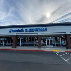 Mancini's Sleepworld - Pinole