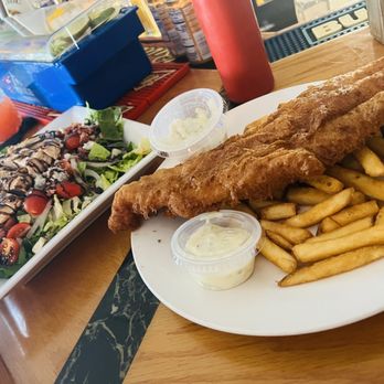 Uncle Kranky's Cafe - *Grilled Chicken w/Avocado Balsamic Salad *Fish & Chips - American Near Me - Jewett City, Connecticut Uncle Kranky's Cafe - *Grilled Chicken w/Avocado Balsamic Salad *Fish & Chips - American Near Me - Jewett City, Connecticut