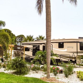 Bickley RV Park - Luxury Lot - RV Parks Near Me - Seminole, Florida