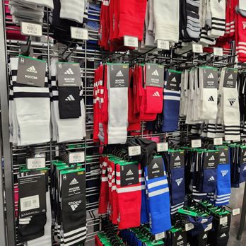 DICK'S Sporting Goods - Sports Wear Near Me - El Paso, Texas