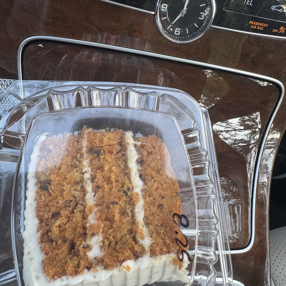 Premier Cakes - Top view - Desserts Near Me - Raleigh, North Carolina