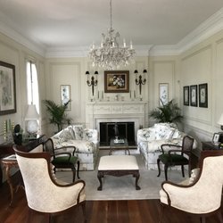 Springwood Inn - Back Living Room