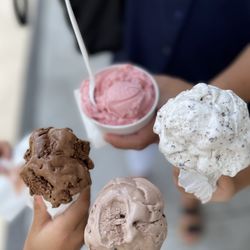 Hoffman's Ice Cream & Deli