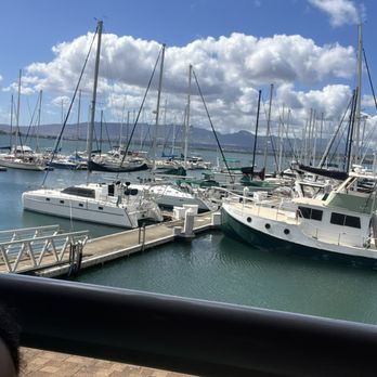 Restaurant 604 - The view - Breakfast & Brunch Near Me - Honolulu, Hawaii
