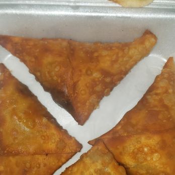 Golden Bakery - Lamb sambousa - Bakeries Near Me - Charlotte, North Carolina