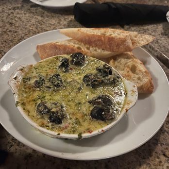 Péché - Snail - Lounges Near Me - Austin, Texas