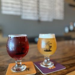 Cat Wagon Tap and Bottle - Hiked Wind Cave and stopped in for a beer. We loved the service and atmosphere. Will be back!