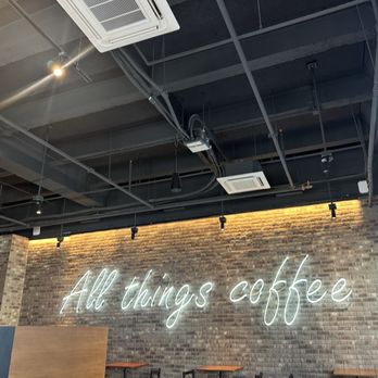Starbucks - Coffee & Tea Near Me - Wichita, Kansas