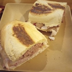 Macado's - The Brooklyn Bridge sandwich