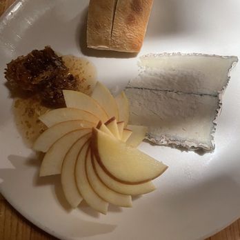 Bar Acuda - Local North Shore Honeycomb - Tapas Bars Near Me - Hanalei, Hawaii