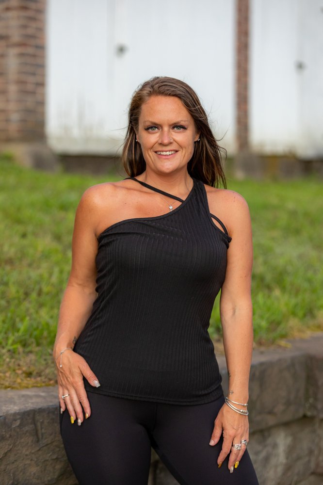 TIMELESS TANNING & BOUTIQUE Updated August 2024 41 Photos 140 Albany Turnpike, Canton