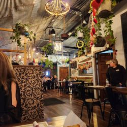 The Sizzle BBQ - Interior setting