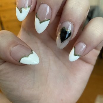 Soak Nails - Nail Salons Near Me - Encino, California