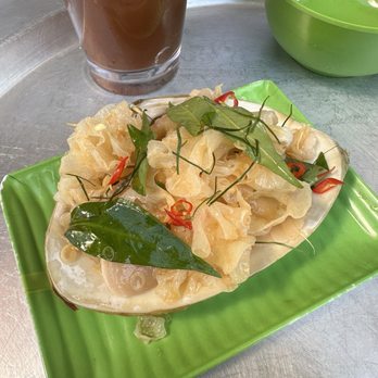 Mắm - Gỏi Nghêu (Raw surf clam salad, snow fungus, rau răm, nước mắm) - Vietnamese Near Me - New York, New York Mắm - Gỏi Nghêu (Raw surf clam salad, snow fungus, rau răm, nước mắm) - Vietnamese Near Me - New York, New York