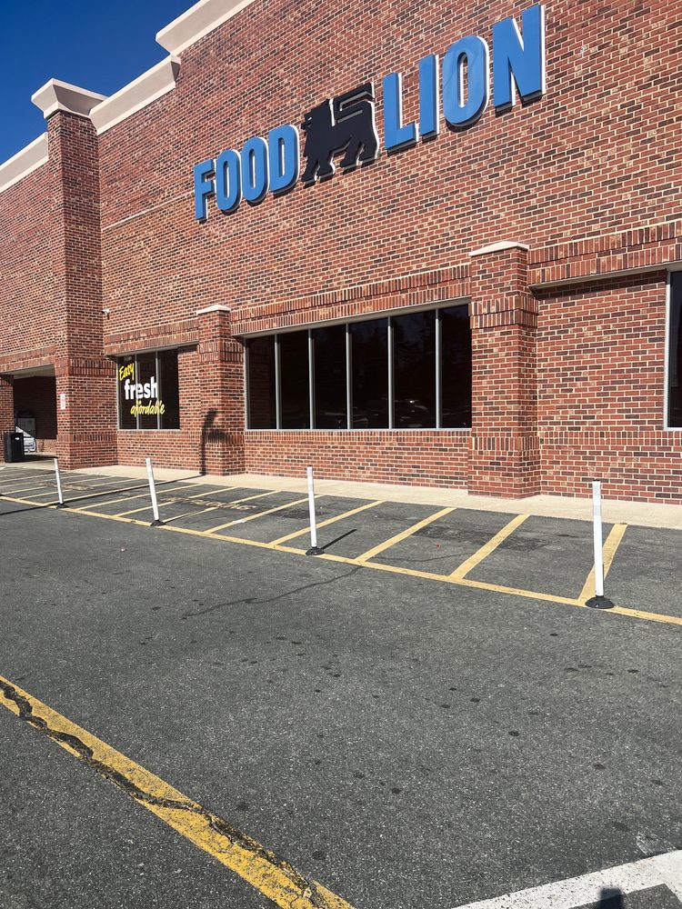 FOOD LION 1561 Updated September 2024 6307 Burlington Rd