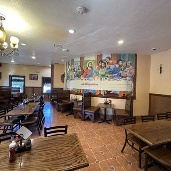 Compadres Mexican Restaurant - Dining area - Mexican Near Me - Grove City, Pennsylvania