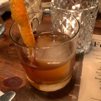 Franklin Social - Cocktail Bars Near Me - Jersey City, New Jersey
