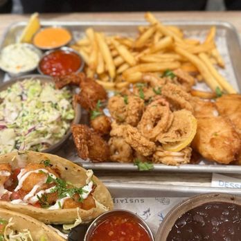 Pacific Catch - Sushi Bars Near Me - Santa Clara, California