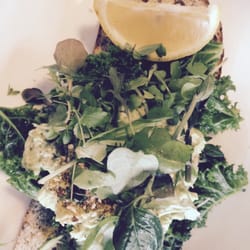 Odd Spot Cafe - Smashed avocado