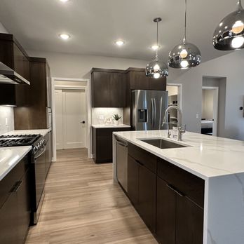 Windsor Homes - Building homes in Ridley Park, Huntertown, IN - model home open. - General Contractors Near Me - Fort Wayne, Indiana Windsor Homes - Building homes in Ridley Park, Huntertown, IN - model home open. - General Contractors Near Me - Fort Wayne, Indiana