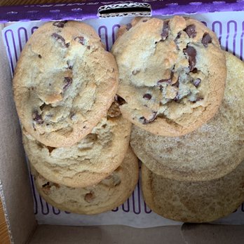 Insomnia Cookies - Bakeries Near Me - San Francisco, California