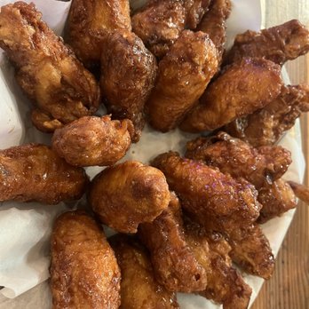 Mad for Chicken - Soy Garlic Wings (Medium) - Korean Near Me - Flower Mound, Texas Mad for Chicken - Soy Garlic Wings (Medium) - Korean Near Me - Flower Mound, Texas
