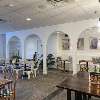 Cake Bar - The Cafe - - Custom Cakes Near Me - Syracuse, New York