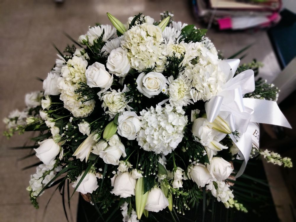 FLOWERS BY LORRAINE Updated September 2024 50 Photos & 30 Reviews