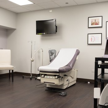 Patricia M Gale, MD - Procedure Room - Obstetricians & Gynecologists Near Me - Chicago, Illinois Patricia M Gale, MD - Procedure Room - Obstetricians & Gynecologists Near Me - Chicago, Illinois