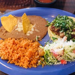One carnitas taco and a steak flauta. Beans had great flavor. Prefect lunch! One carnitas taco and a steak flauta. Beans had great flavor. Prefect lunch!