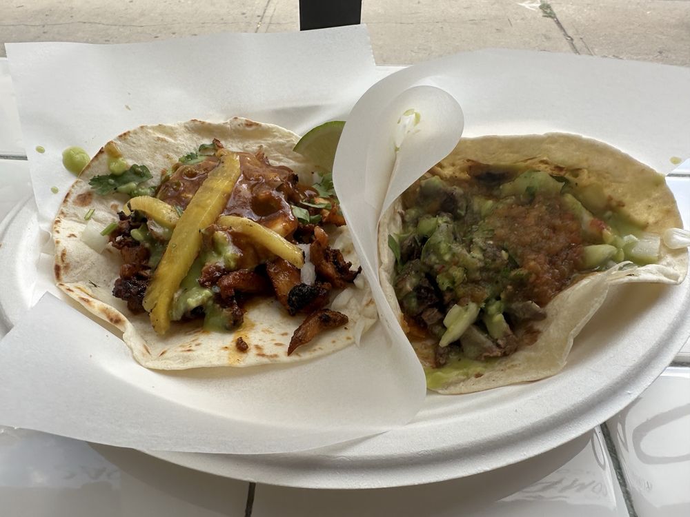 Los Compas Tacos