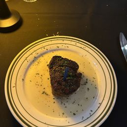 Delicious sizzling petit 7oz filet mignon!! Delicious sizzling petit 7oz filet mignon!!