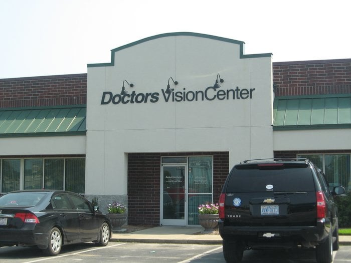 DOCTORS VISION CENTER Updated October 2024 3001 Dr M L King Jr Blvd