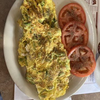 Top Notch Restaurant - Broccoli and feta omelette (substituted the Swiss cheese) with tomatoes, instead of potatoes. - American Near Me - Highland, Indiana